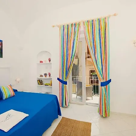 Rum i privatbostad Located In The Historic Center! *